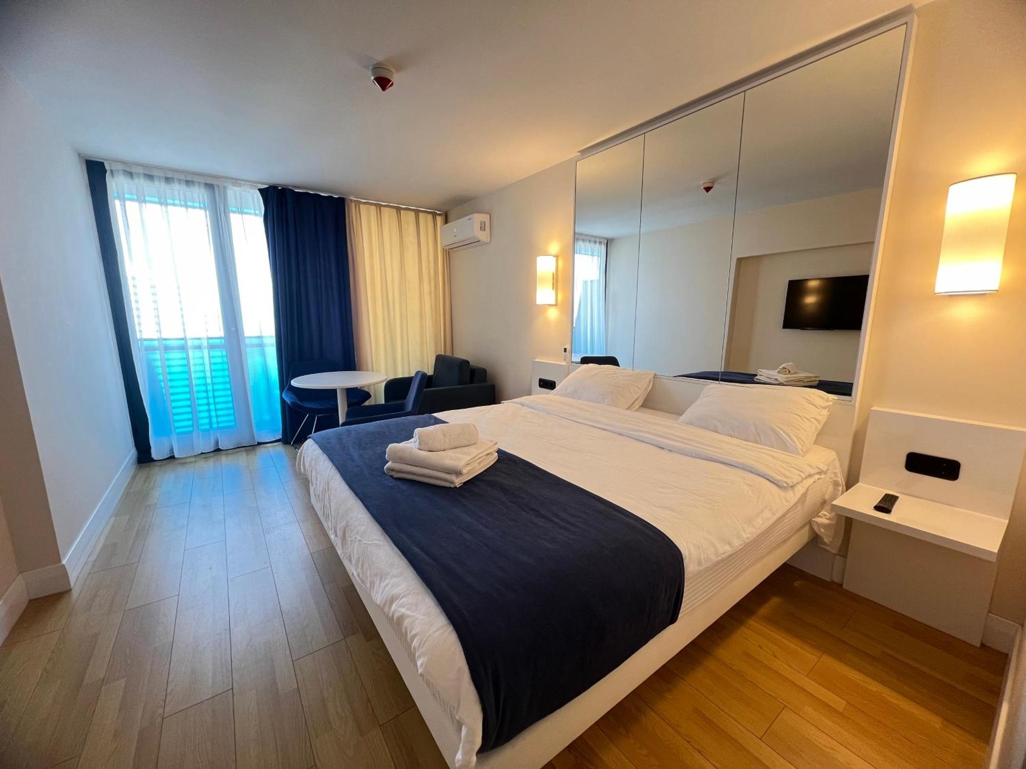Spend Your Time In Orbi City Batumi Exterior foto