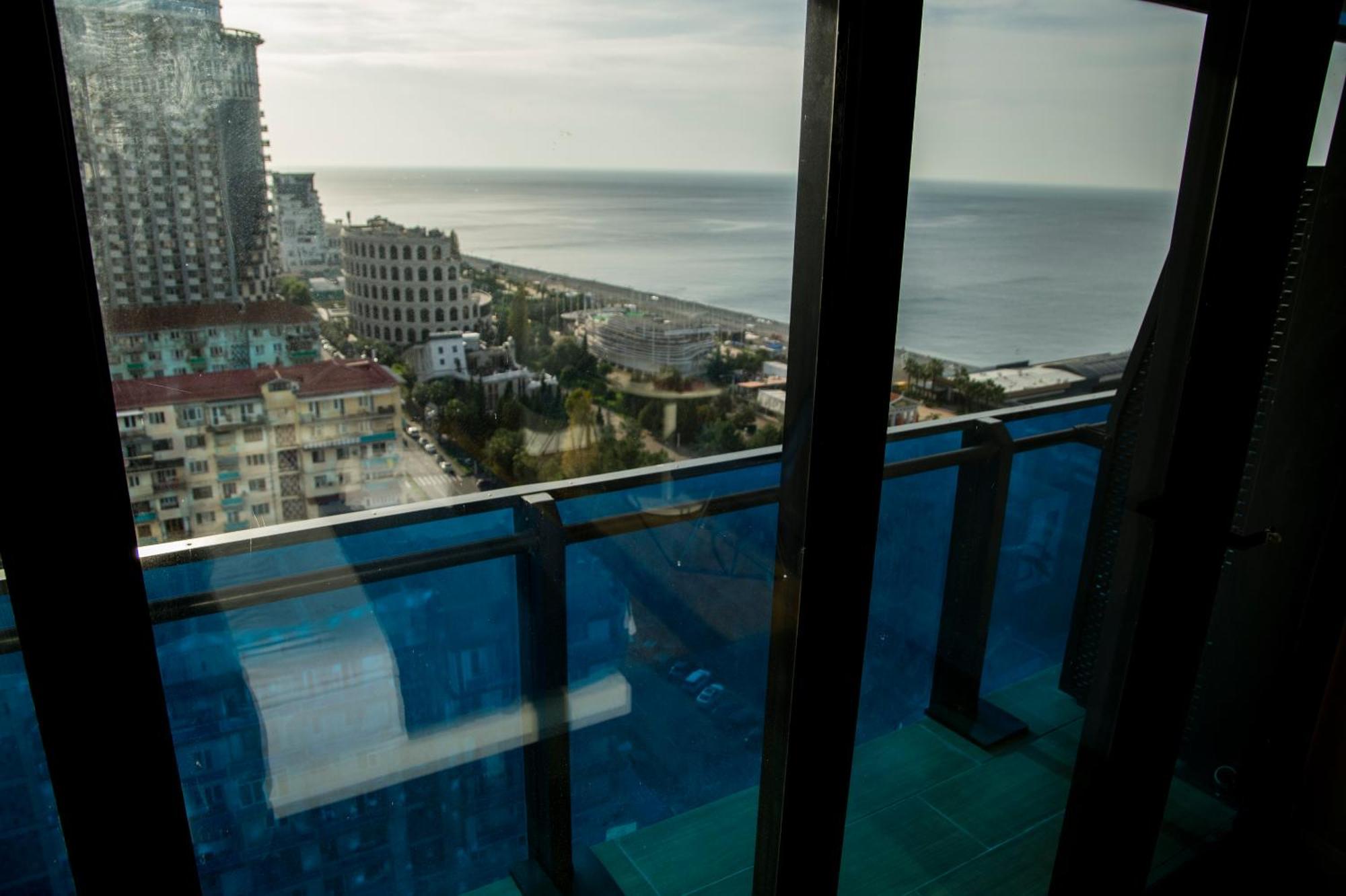 Spend Your Time In Orbi City Batumi Exterior foto